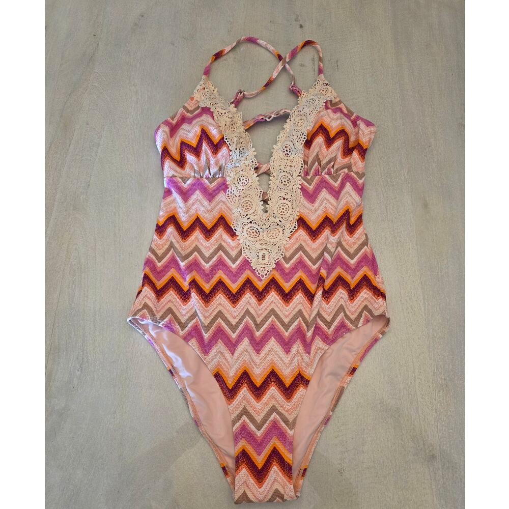 NWT Cupshe Women's One Piece Swimwear SZ Large Lace Boho Summer Vacation - Picture 3 of 8